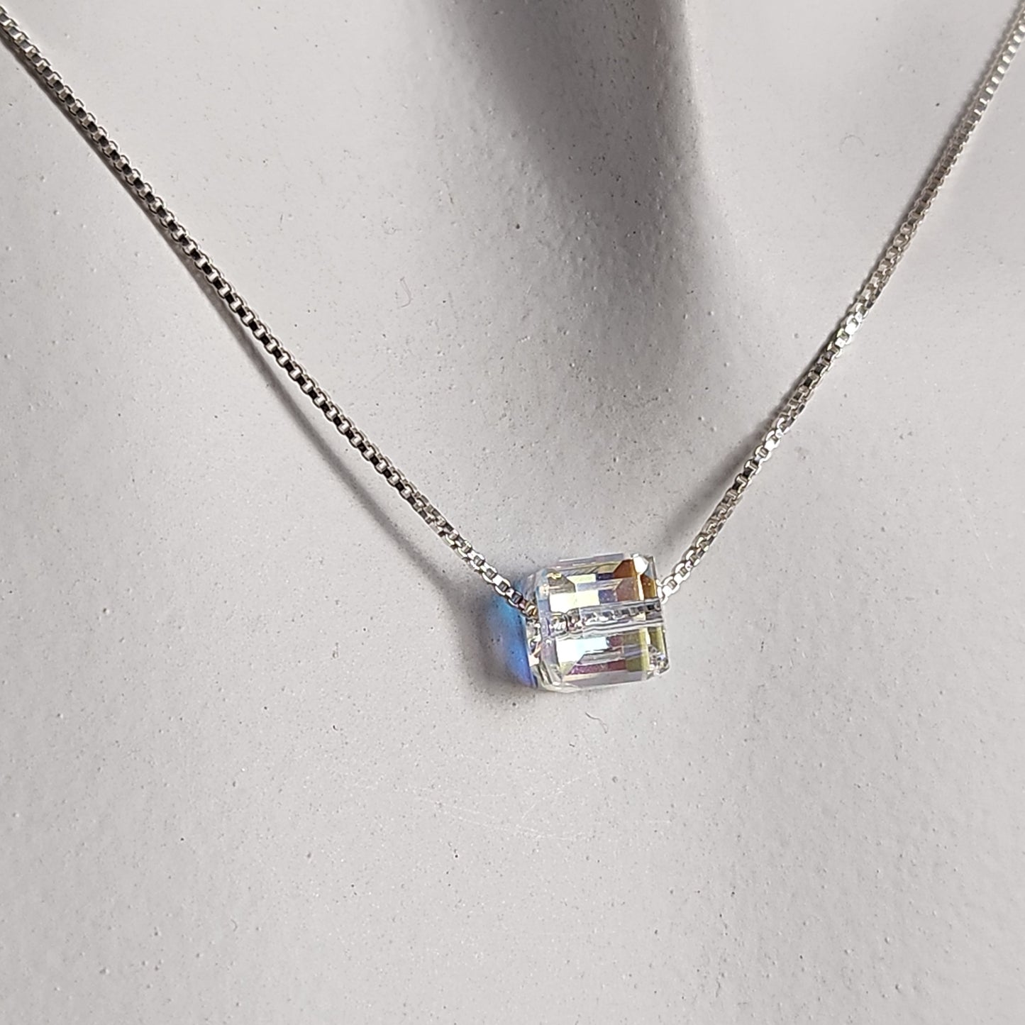 Collar Dije Cubo 4mm Cristal Swarovski Elements plata 925