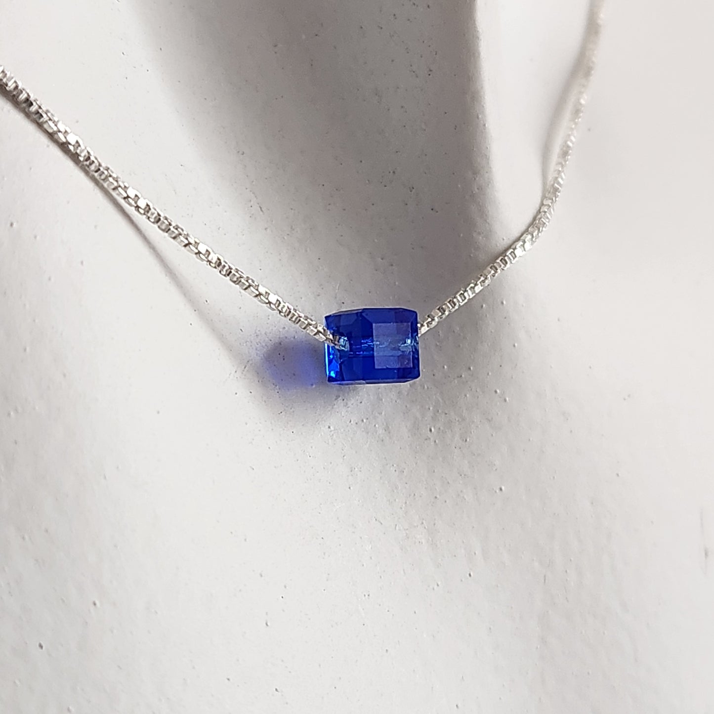 Collar Dije Cubo 4mm Cristal Swarovski Elements plata 925