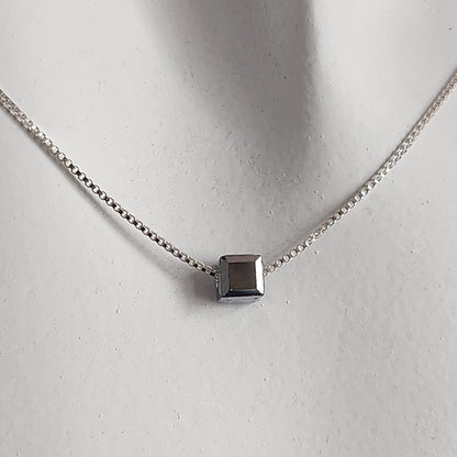 Collar Dije Cubo 4mm Cristal Swarovski Elements plata 925