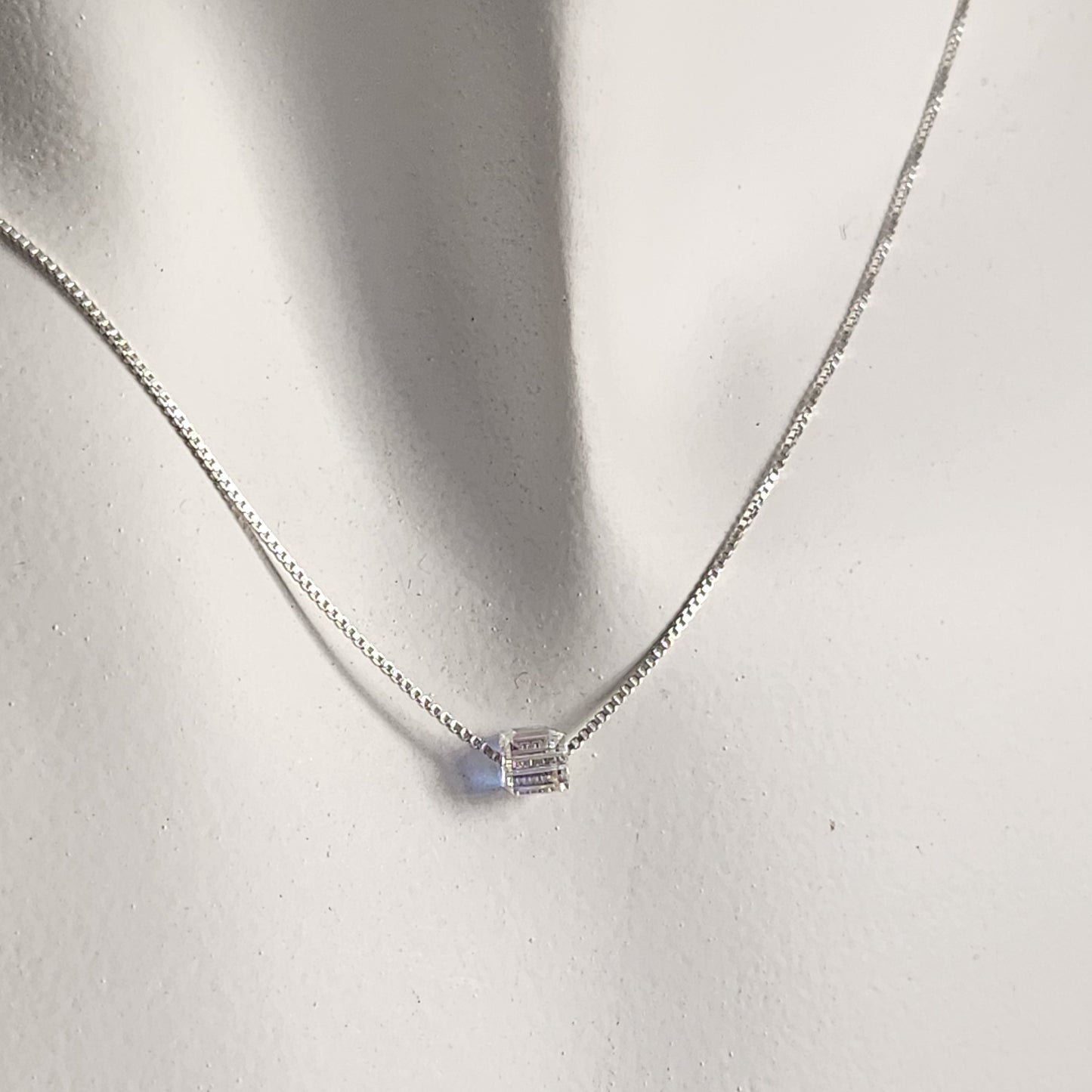 Collar Dije Cubo 4mm Cristal Swarovski Elements plata 925