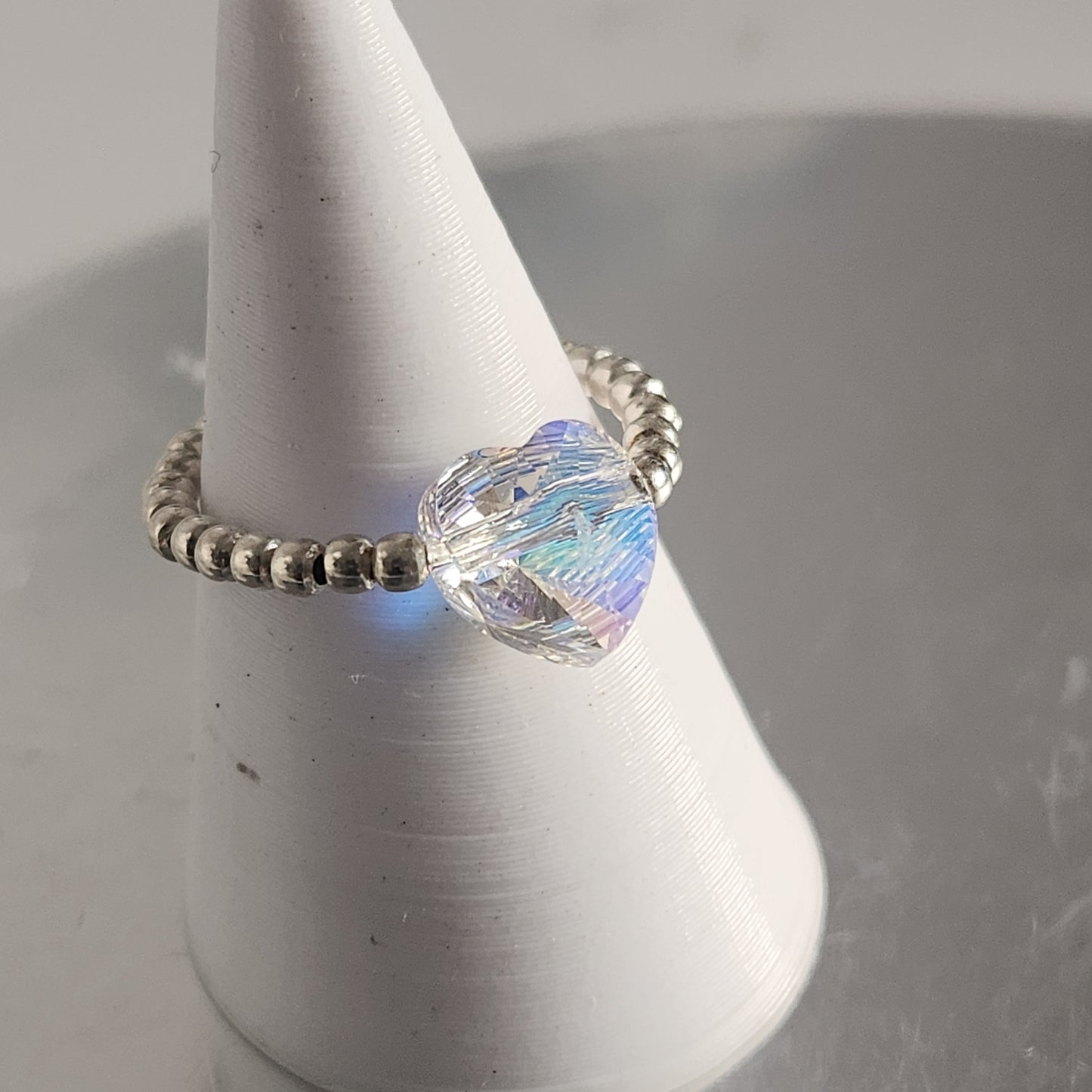 Anillo Elastizado Crystal Swarovski Corazón 8mm Aurora Boreal en Plata 925