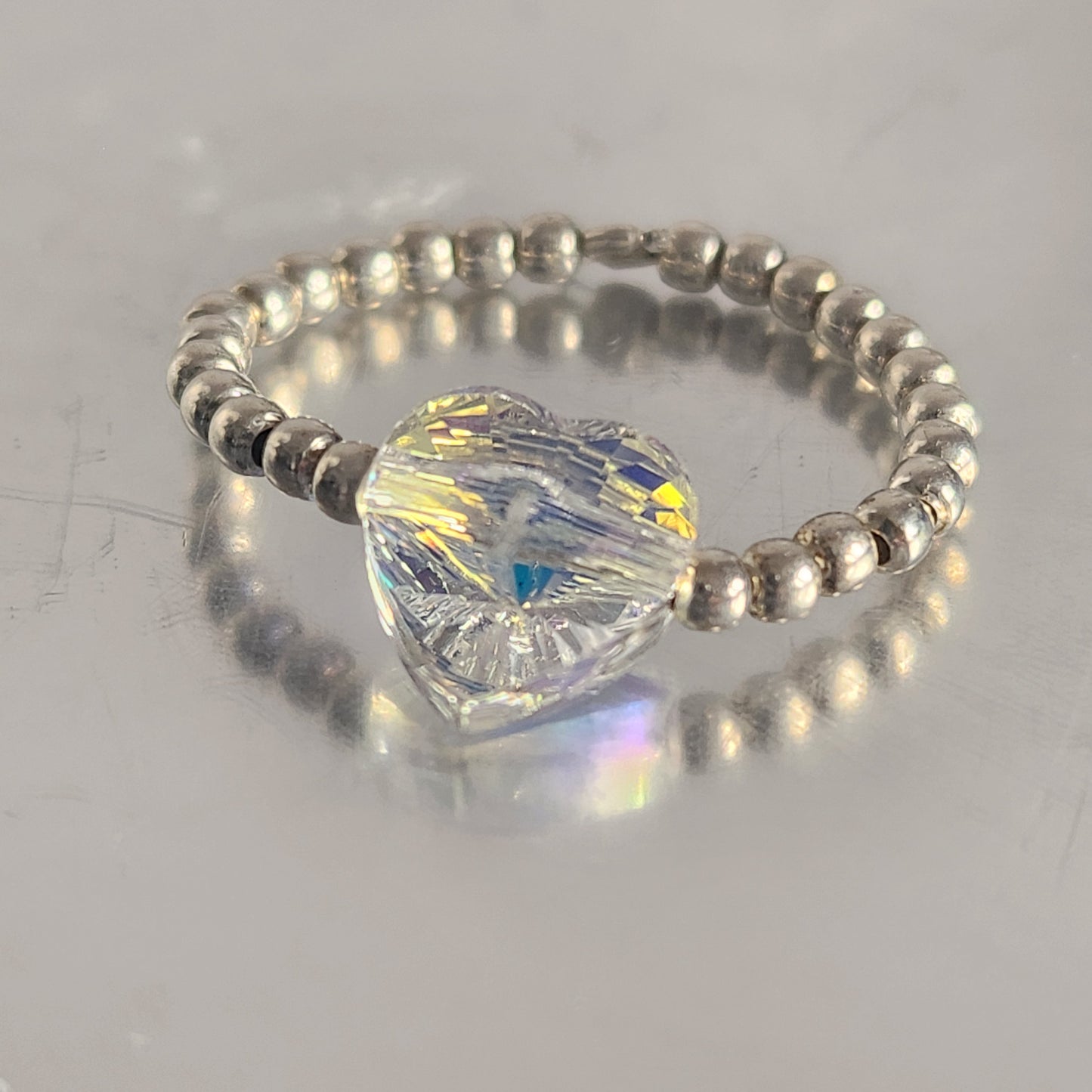 Anillo Elastizado Crystal Swarovski Corazón 8mm Aurora Boreal en Plata 925