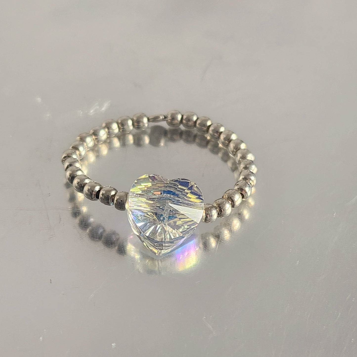 Anillo Elastizado Crystal Swarovski Corazón 8mm Aurora Boreal en Plata 925