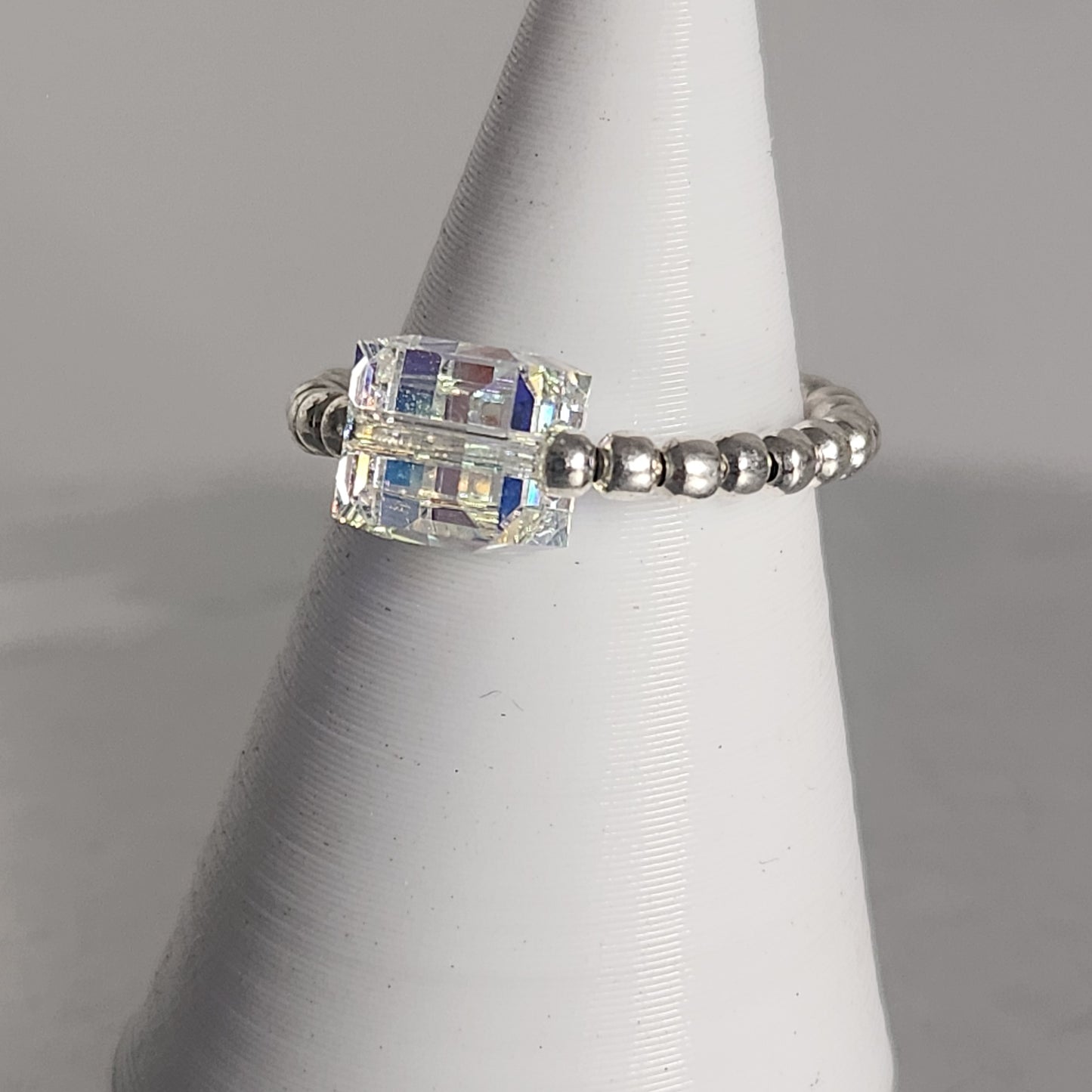 Anillo Elastizado Crystal Swarovski Cubo 6mm Aurora Boreal en Plata 925