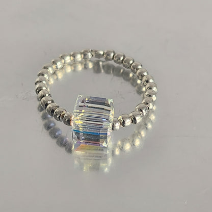 Anillo Elastizado Crystal Swarovski Cubo 6mm Aurora Boreal en Plata 925