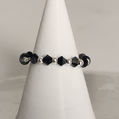 Anillo Sin Fin Biconos Piedras Swarovski 3mm y Plata 925