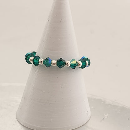 Anillo Sin Fin Biconos Piedras Swarovski 3mm y Plata 925