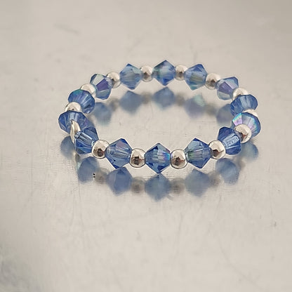 Anillo Sin Fin Biconos Piedras Swarovski 3mm y Plata 925