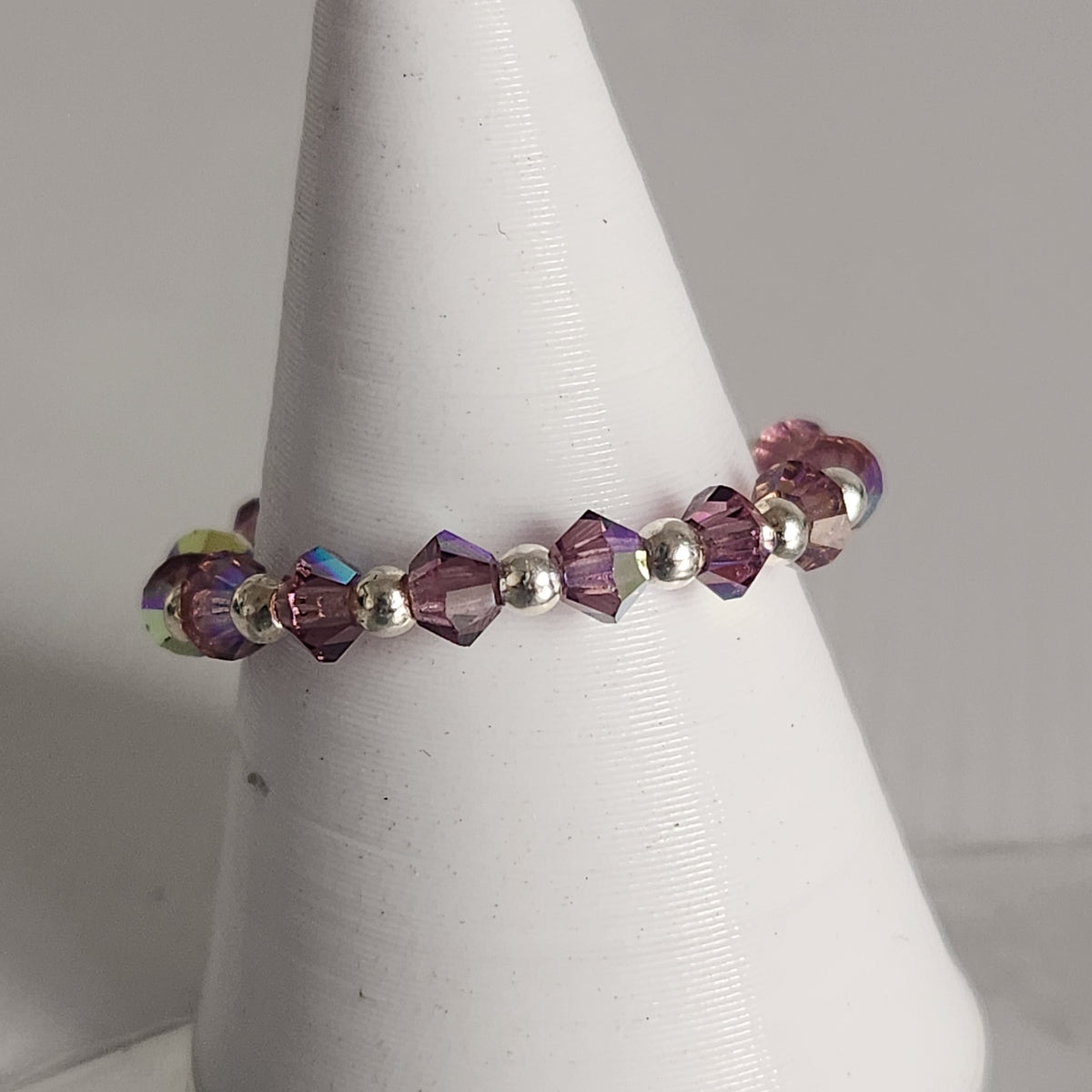 Anillo Sin Fin Biconos Piedras Swarovski 3mm y Plata 925
