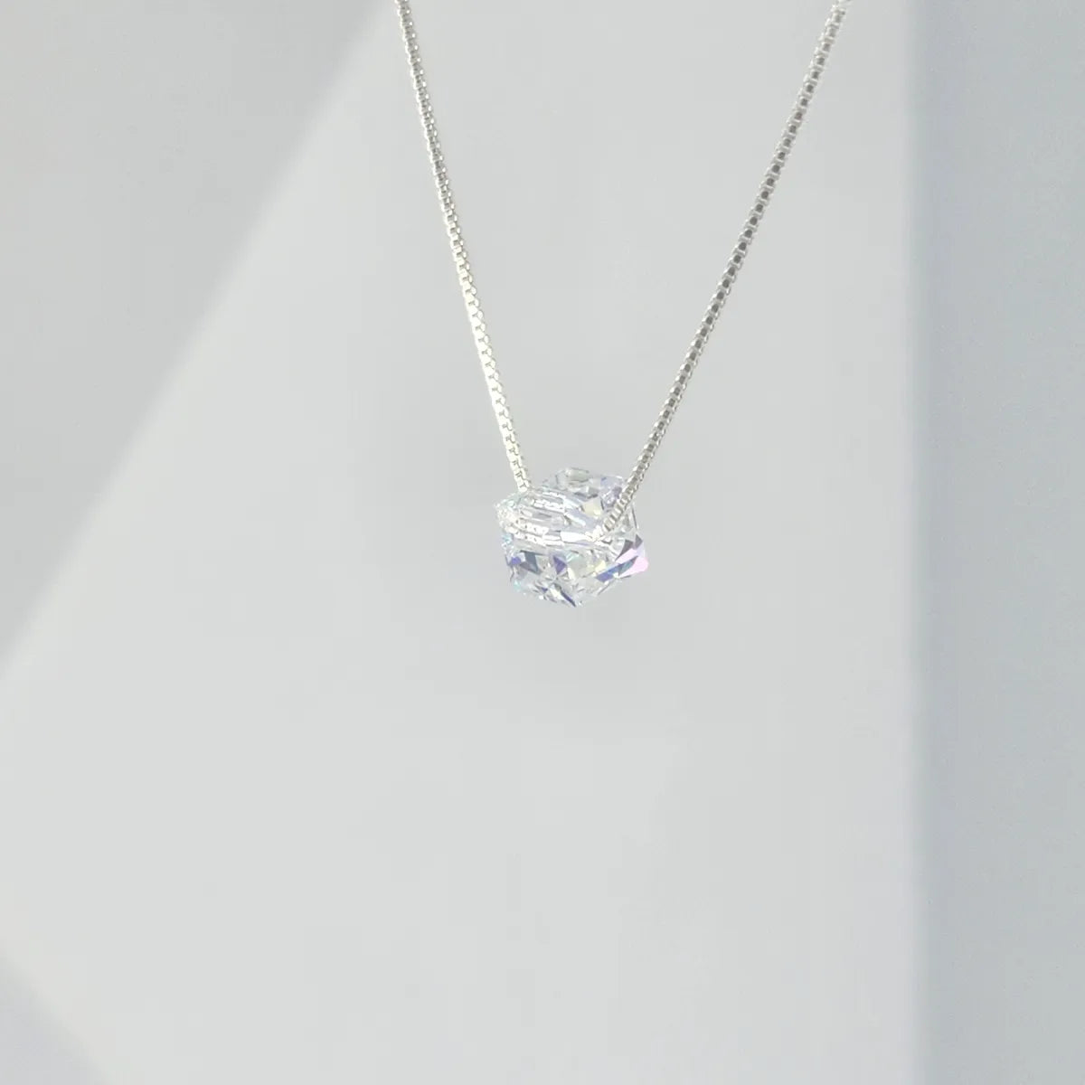 Collar Dije Cubo 6mm Cristal Swarovski Elements plata 925